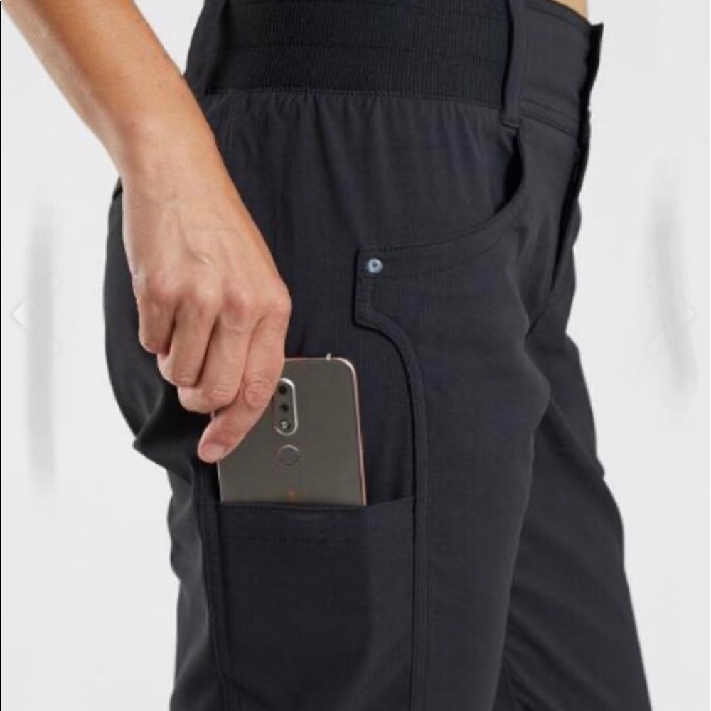 Title Nine Clamber Capri Navy Blue Hiking Pants - Picture 10 of 13